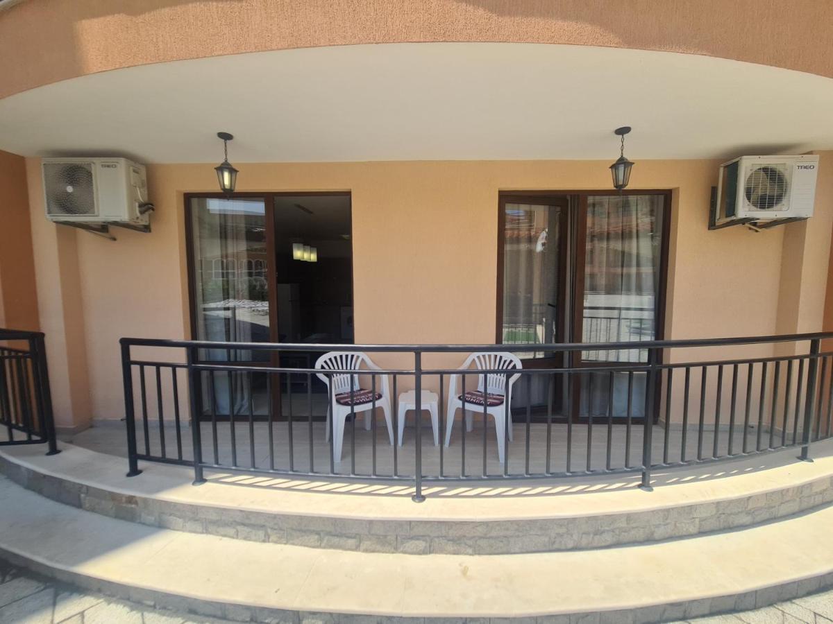 Private Apartment In Star Dreams Complex Светий Влас Екстер'єр фото