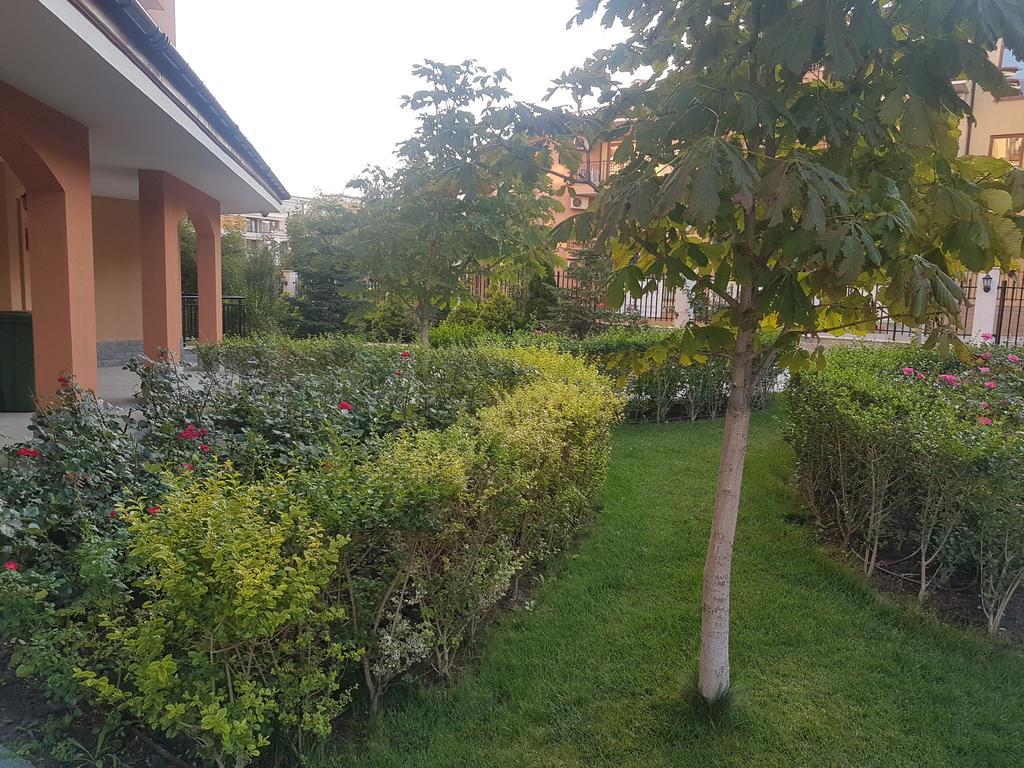 Private Apartment In Star Dreams Complex Светий Влас Екстер'єр фото