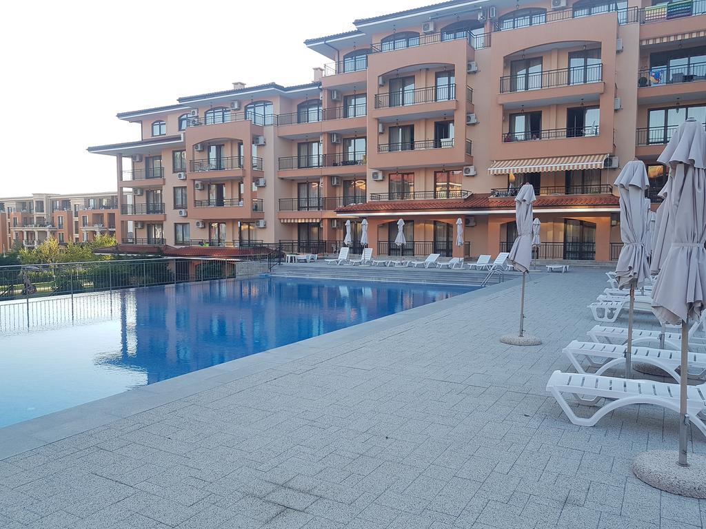 Private Apartment In Star Dreams Complex Светий Влас Екстер'єр фото
